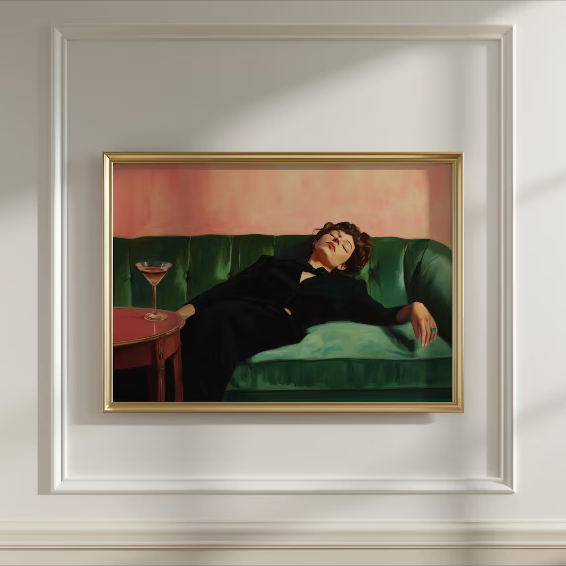 Woman on Couch with Martini |  - Photography Hobby 评论和价格