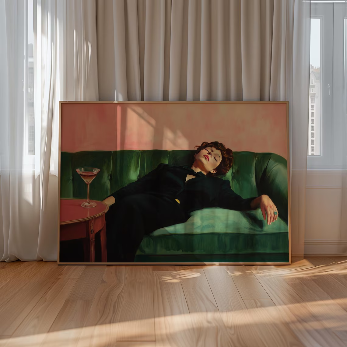 Woman on Couch with Martini |  - Photography Hobby 评论和价格