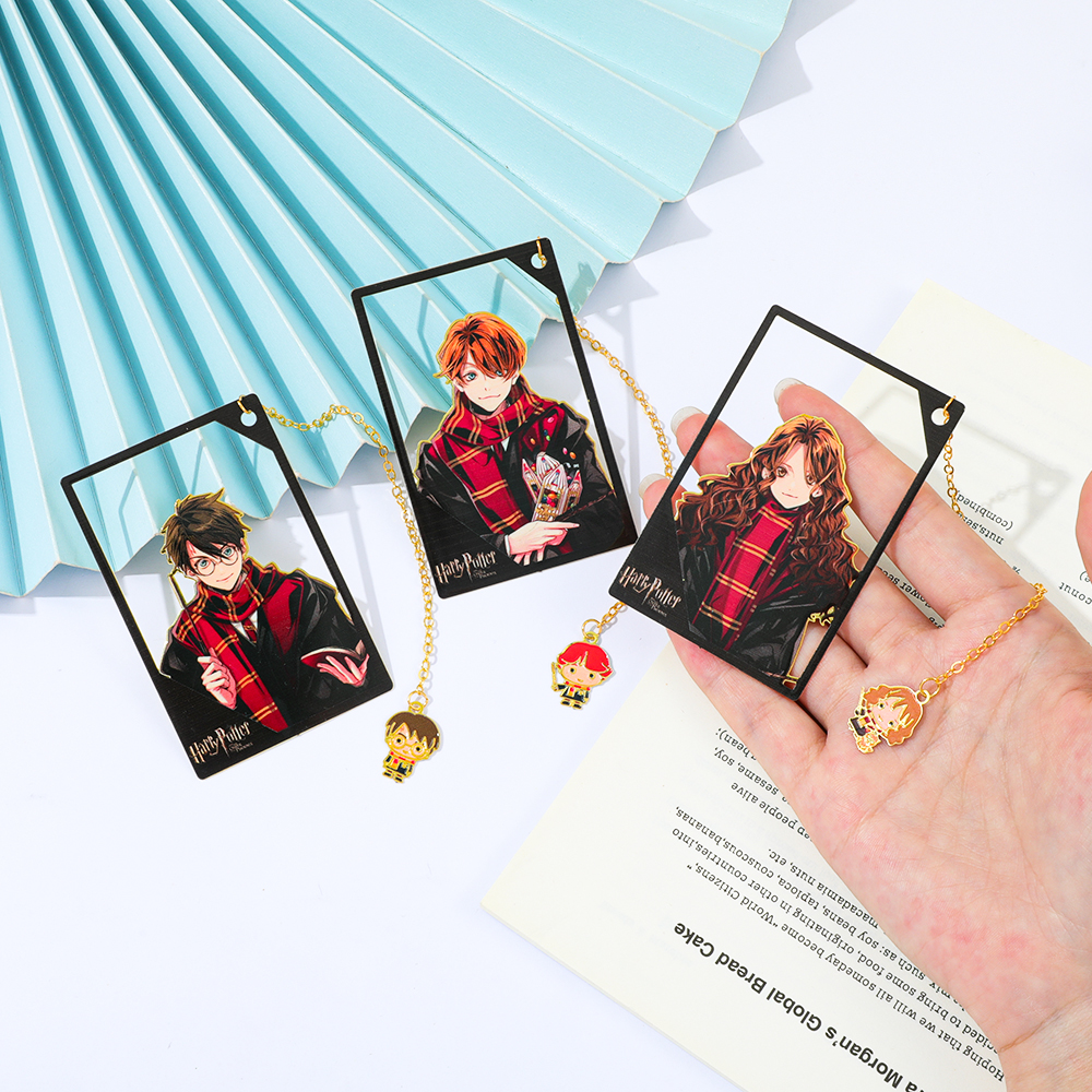 Harry Potter Retro Metal Bookm - Photography History 评论和价格